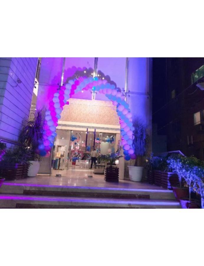 Hotel D Grand, Барейли Екстериор снимка